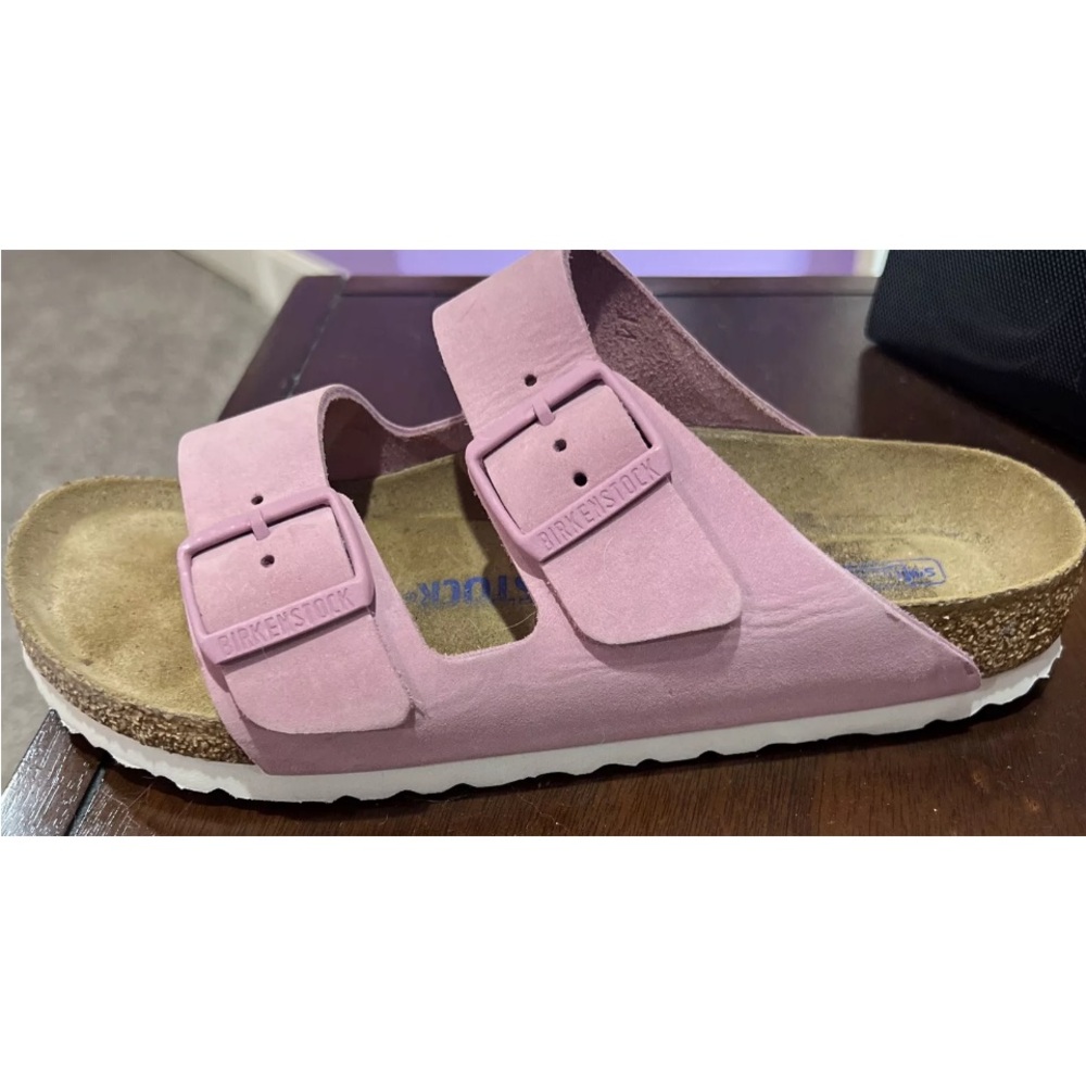 Birkenstock Arizona
Narrow Soft Footbed
Nubuck Leather Sandal 7/
37 Orchid EUC